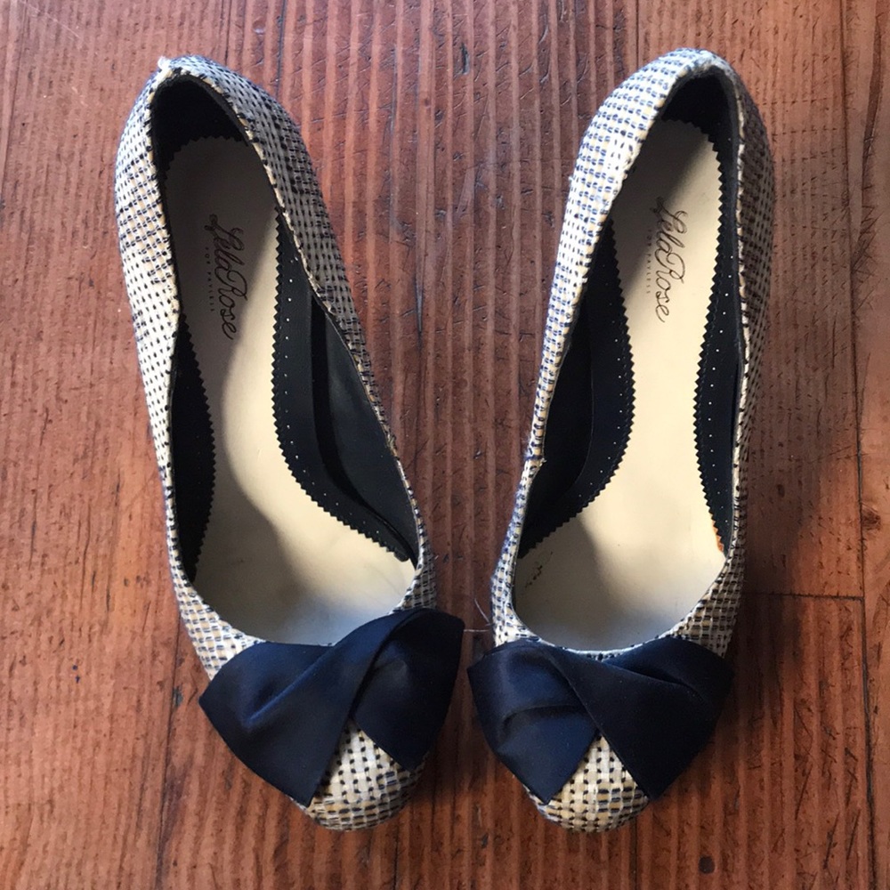 Lela Rose for Payless front bow pumps